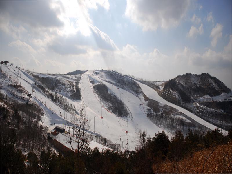 Yangsan Eden Valley Resort מראה חיצוני תמונה